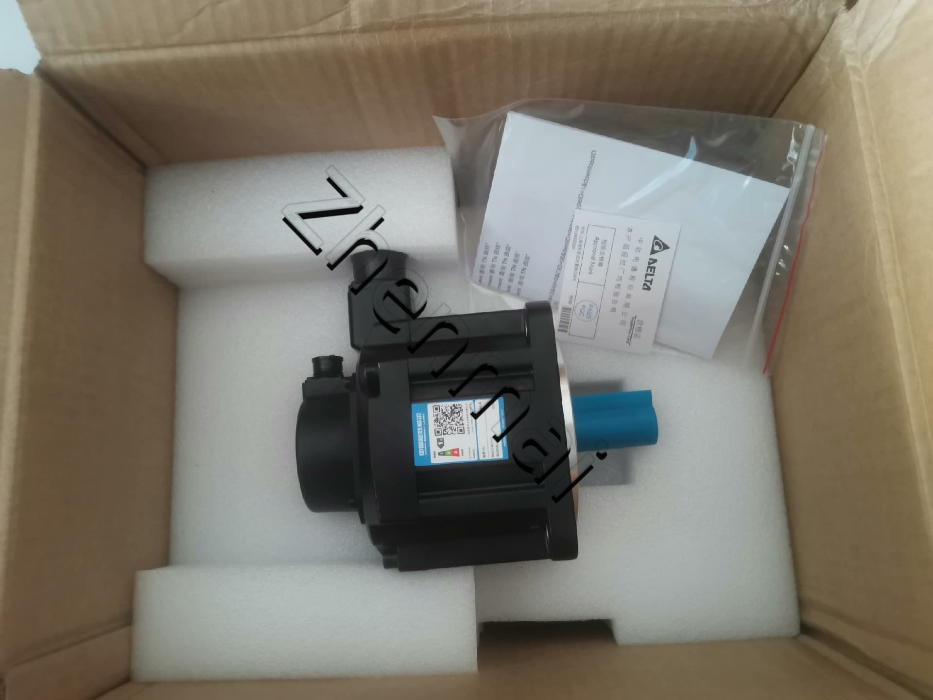 100 % helt ny original och äkta Delta ECM-B3M-E21315RS1 Frekvensomvandlare Driv servomotor