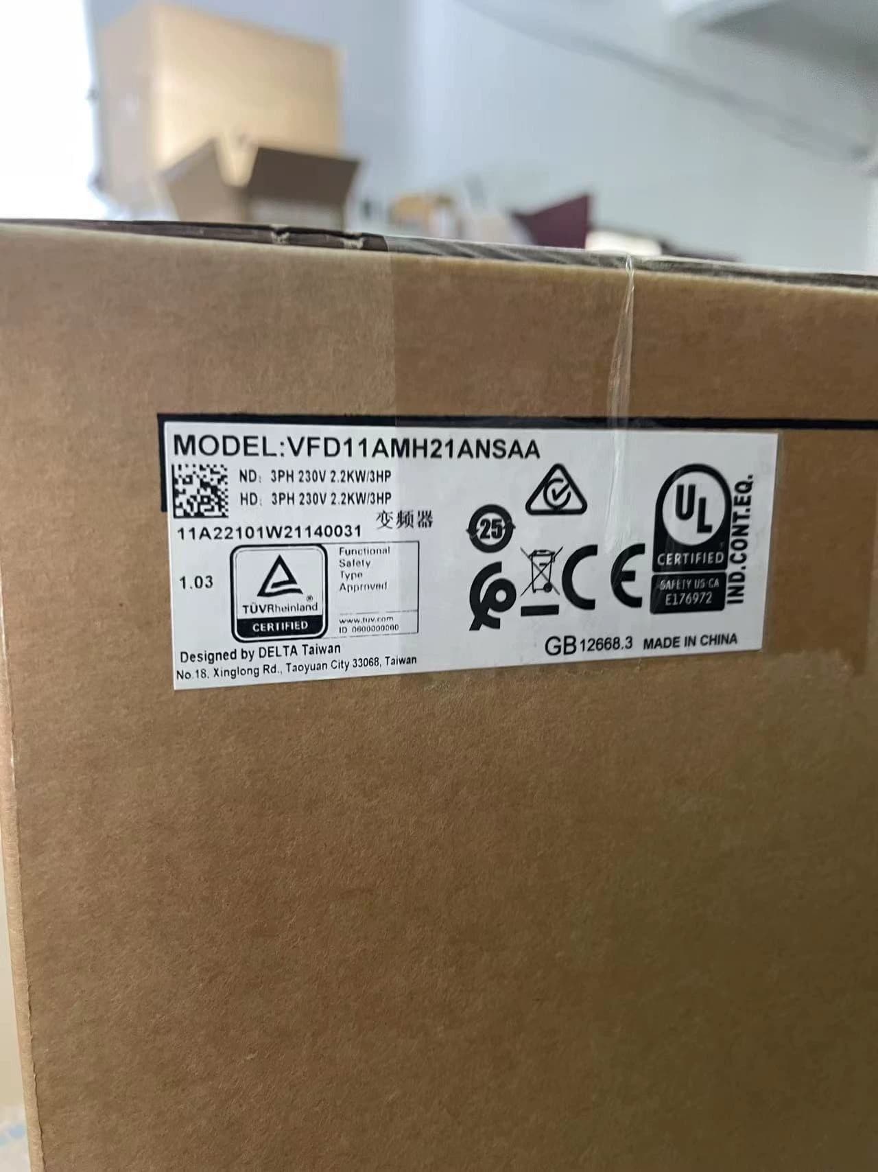 100% helt ny original och äkta Delta VFD11AMH21ANSAA 2,2KW 220V Frekvensomvandlare Driv servomotor