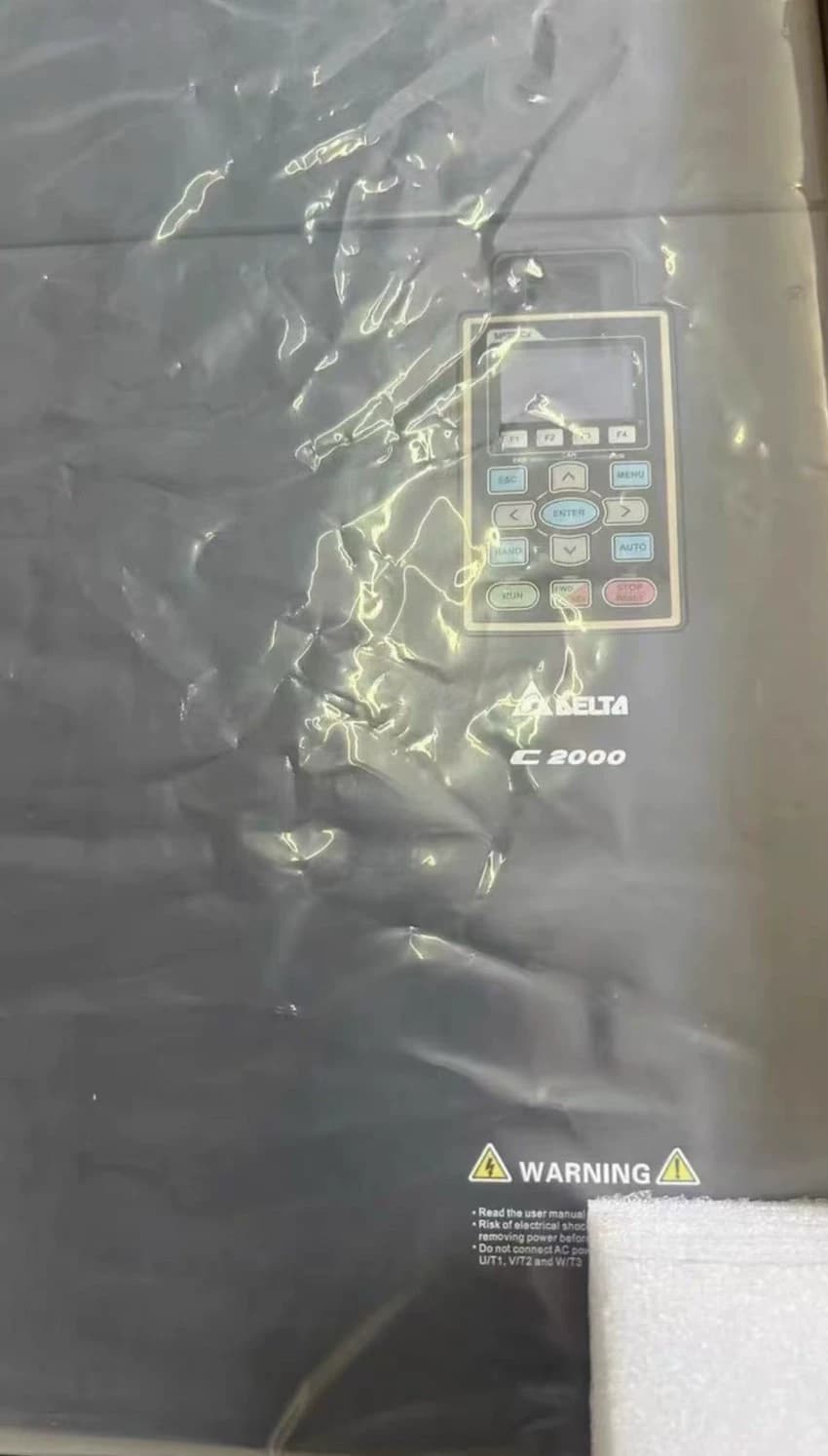 100 % helt ny original och äkta Delta VFD1600C43A-00 Frekvensomvandlare Driv servomotor