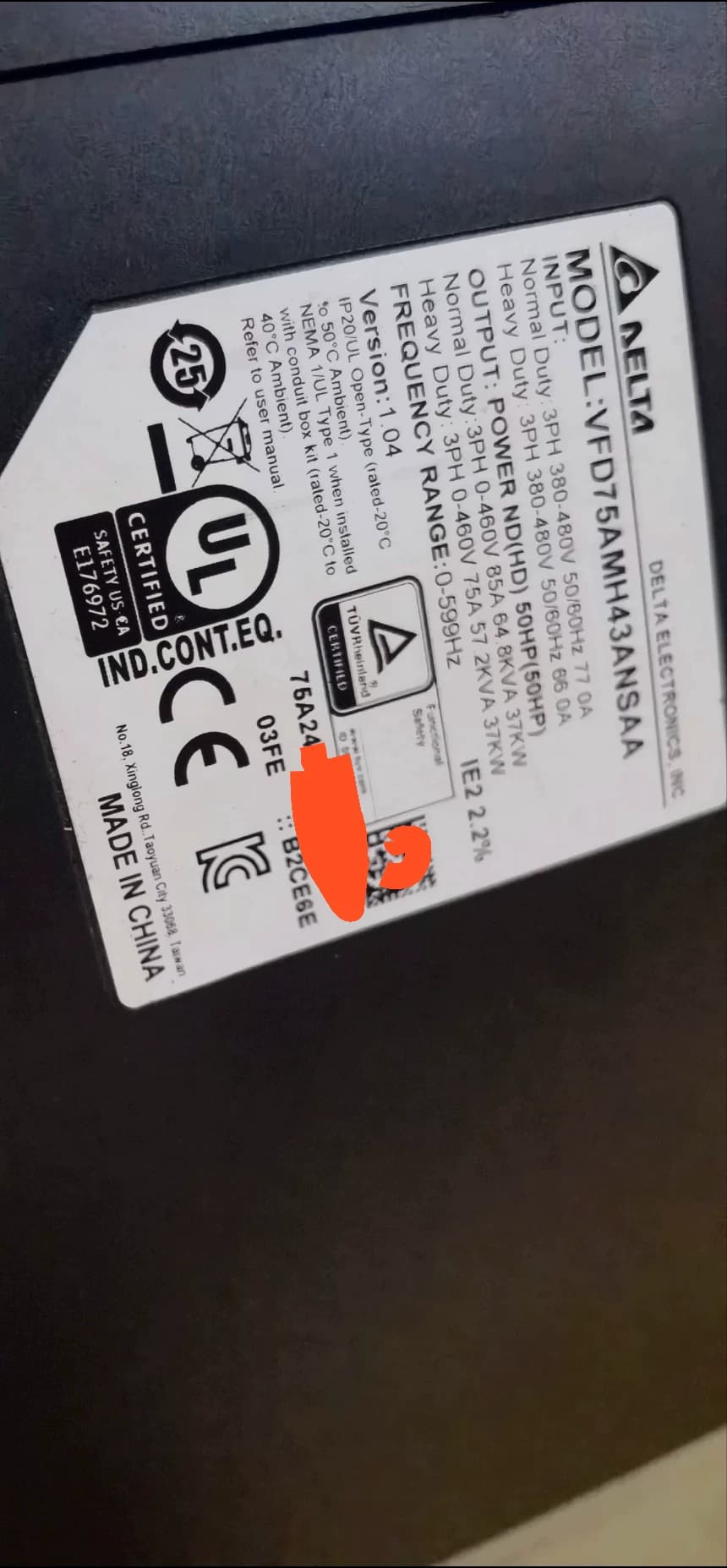 100 % helt ny original och äkta Delta VFD75AMH43ANSAA(37KW) Frekvensomvandlare Driv servomotor