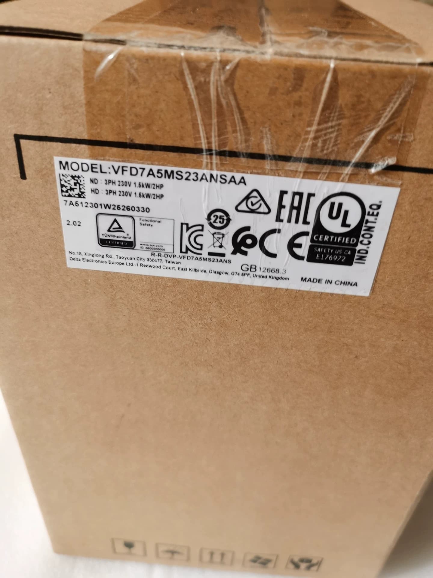 100 % helt ny original och äkta Delta VFD7A5MS23ANSAA 1,5KW trefas220V Frekvensomvandlare Driv servomotor