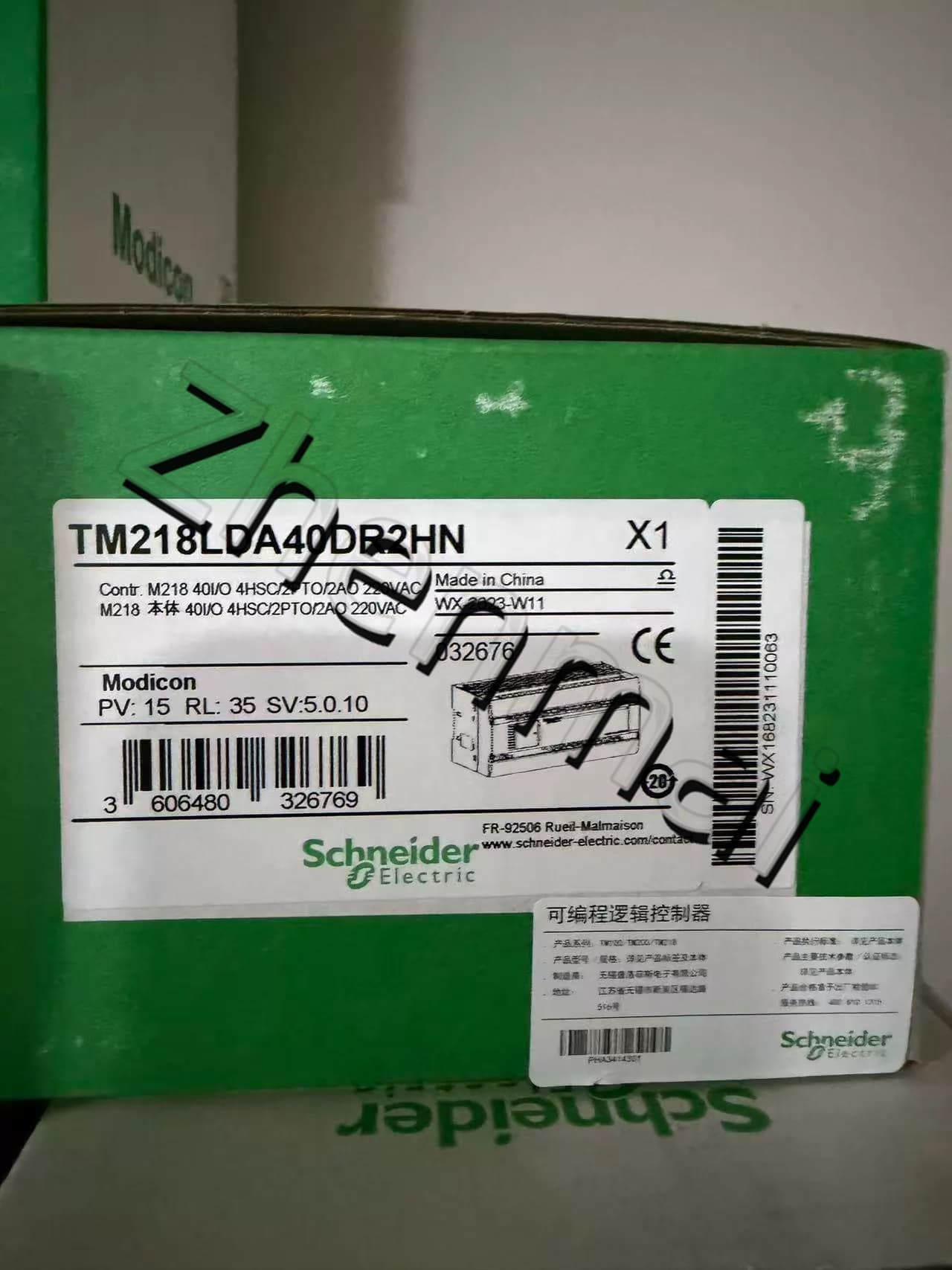 100 % helt ny, original och äkta Schneider TM218LDA40DR2HN Frekvensomvandlare, strömbrytare, kontaktorer, skyddsanordningar