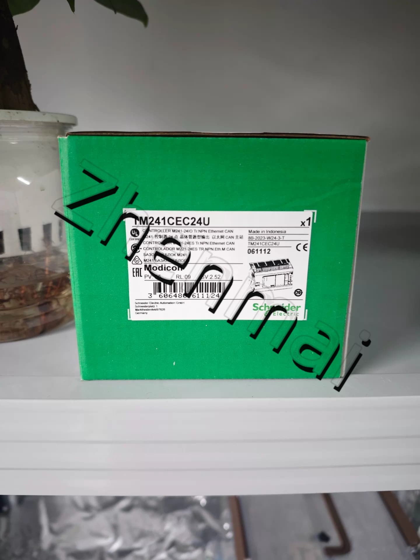 100 % helt nya, original och äkta Schneider TM241CEC24U Frekvensomvandlare, strömbrytare, kontaktorer, skyddsanordningar