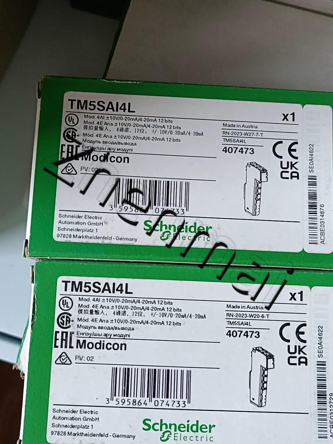 100 % helt nya, original och äkta Schneider TM5SAI4L Frekvensomvandlare, strömbrytare, kontaktorer, skyddsanordningar