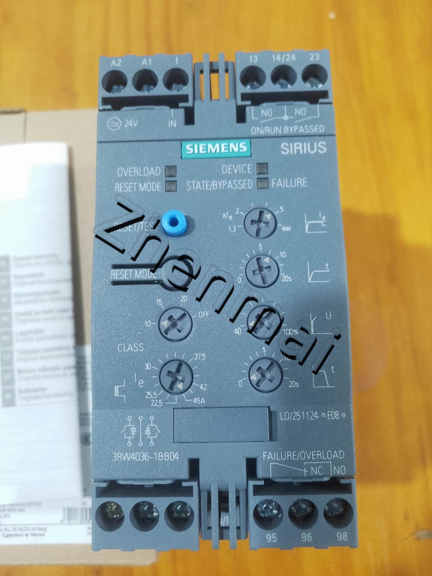 Helt ny, äkta, fabriksanpassad Siemens 3RW4036-1BB04 mjukstartare SIRIUS SOFT STARTER