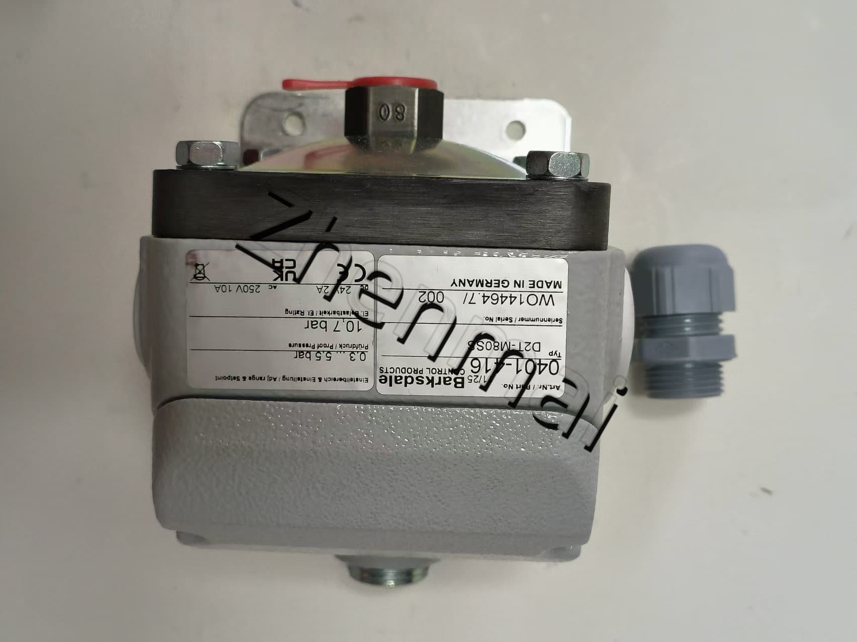 Helt ny original Barksdale 0401-416 D2T-M80SS Trycksensor Nivåomkopplare Flödesbrytare Tryckomkopplare Snabb leverans