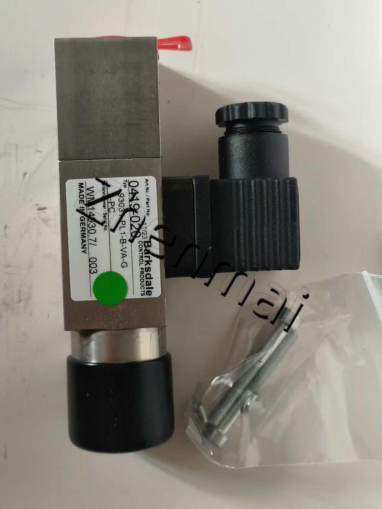 Helt ny original Barksdale 0419-020 93031-PL1-B-VA-GL-PC Trycksensor Nivåomkopplare Flödesvakt Tryckomkopplare Snabb leverans