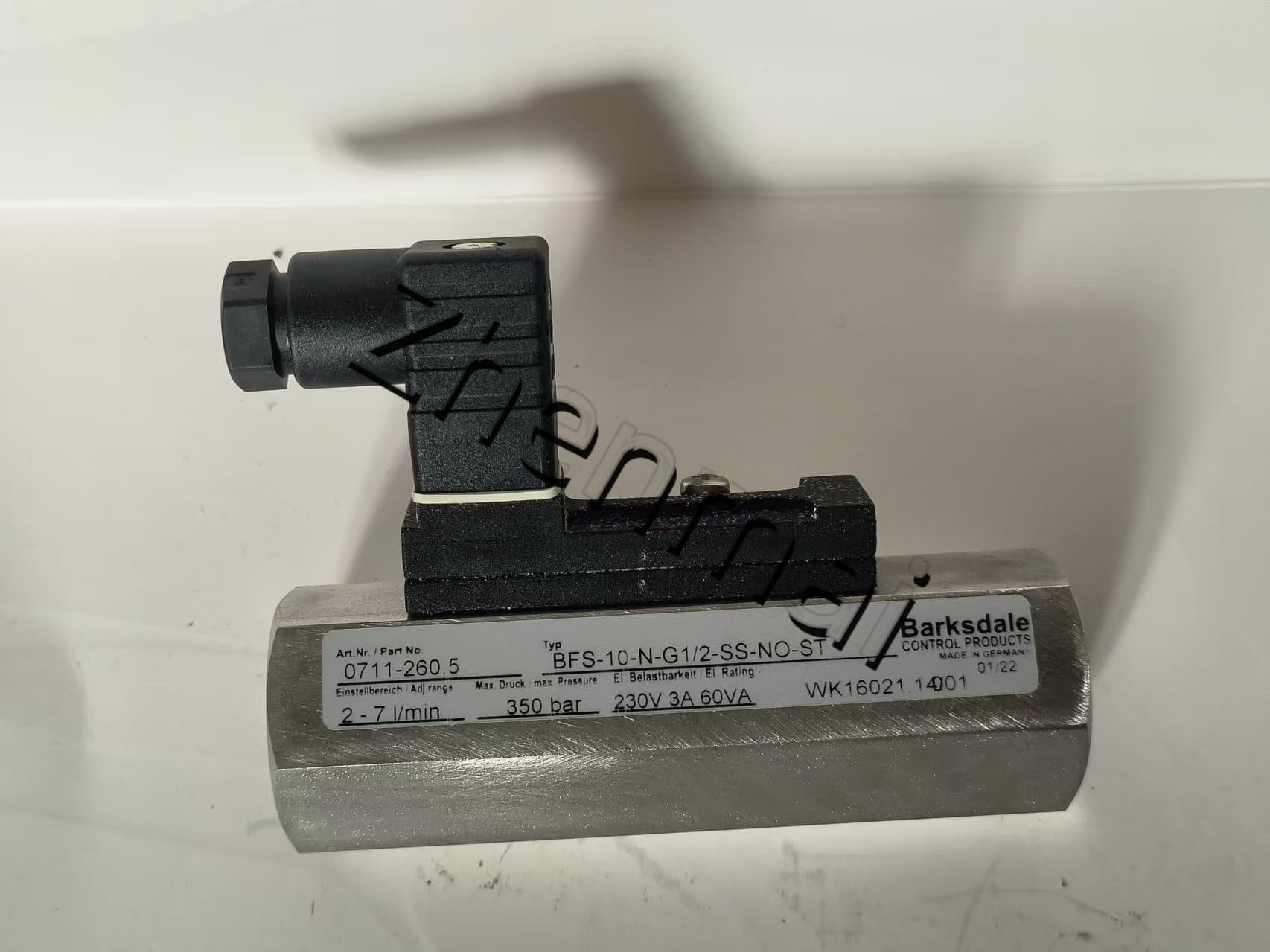 Helt ny original Barksdale 0711-260.5 Trycksensor Nivåomkopplare Flödesvakt Tryckomkopplare Snabb leverans
