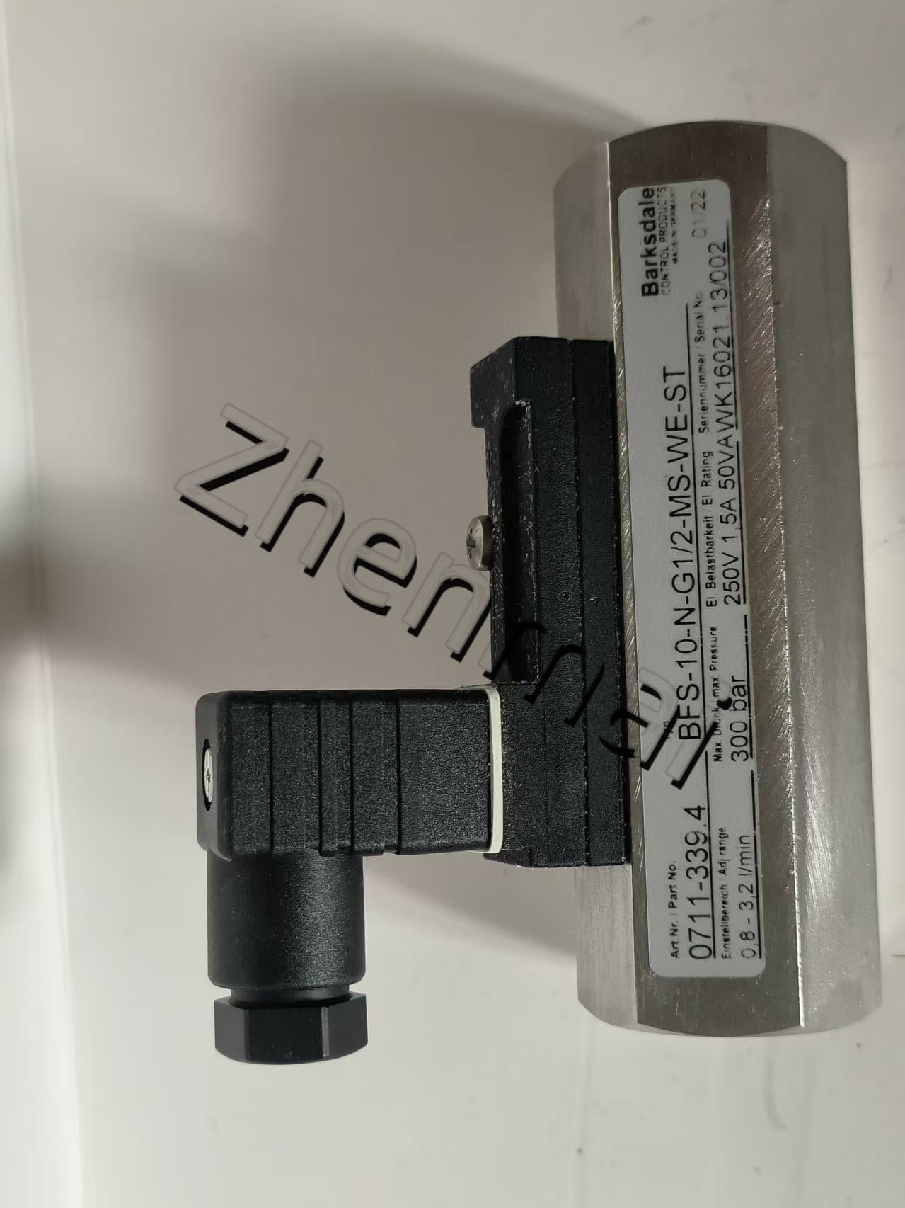 Helt ny original Barksdale 0711-339.4 Trycksensor Nivåomkopplare Flödesvakt Tryckomkopplare Snabb leverans