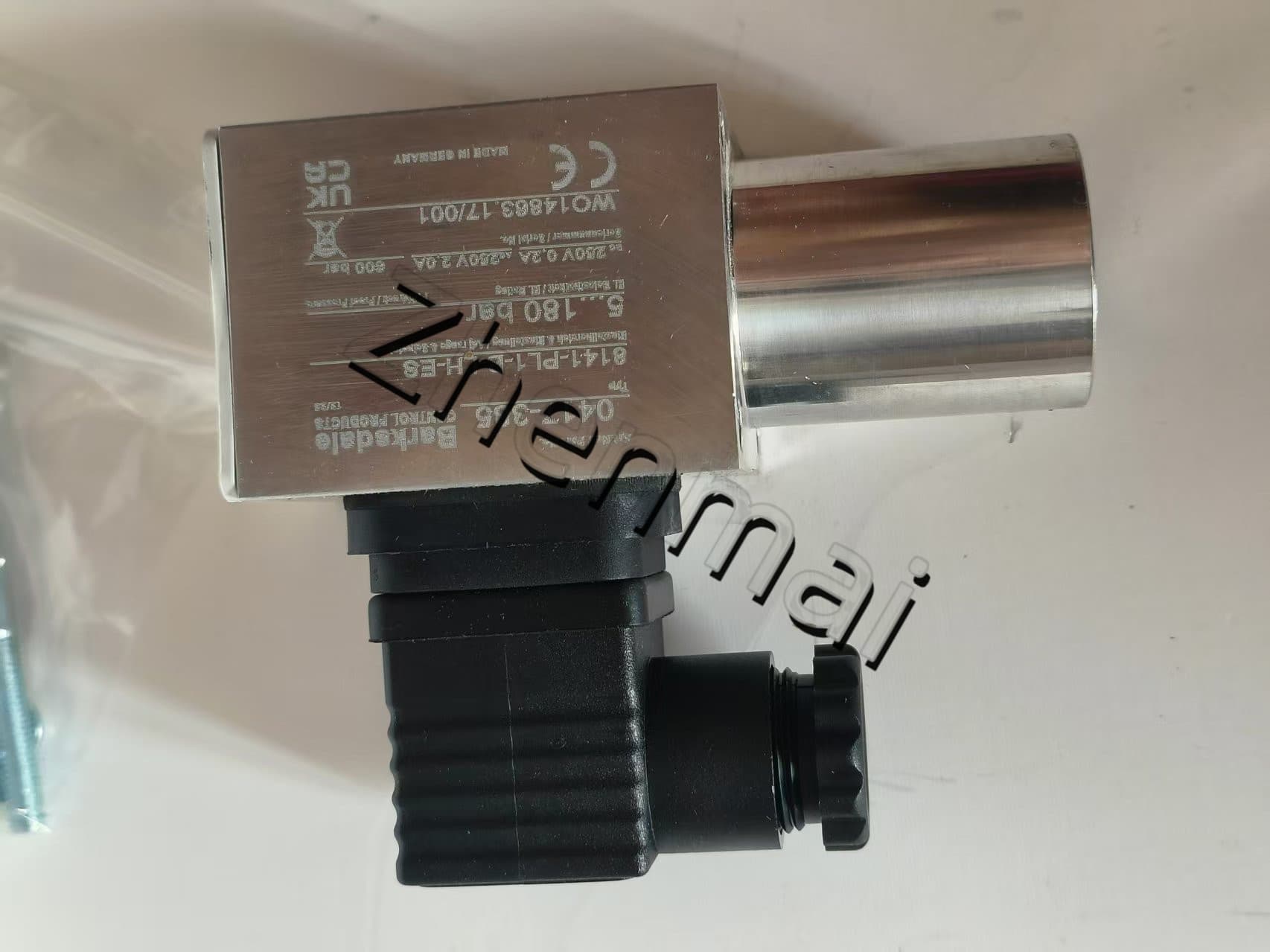 Helt ny original Barksdale 8141-PL1-B-LH-ES 0417-385 Trycksensor Nivåomkopplare Flödesvakt Tryckomkopplare Snabb leverans