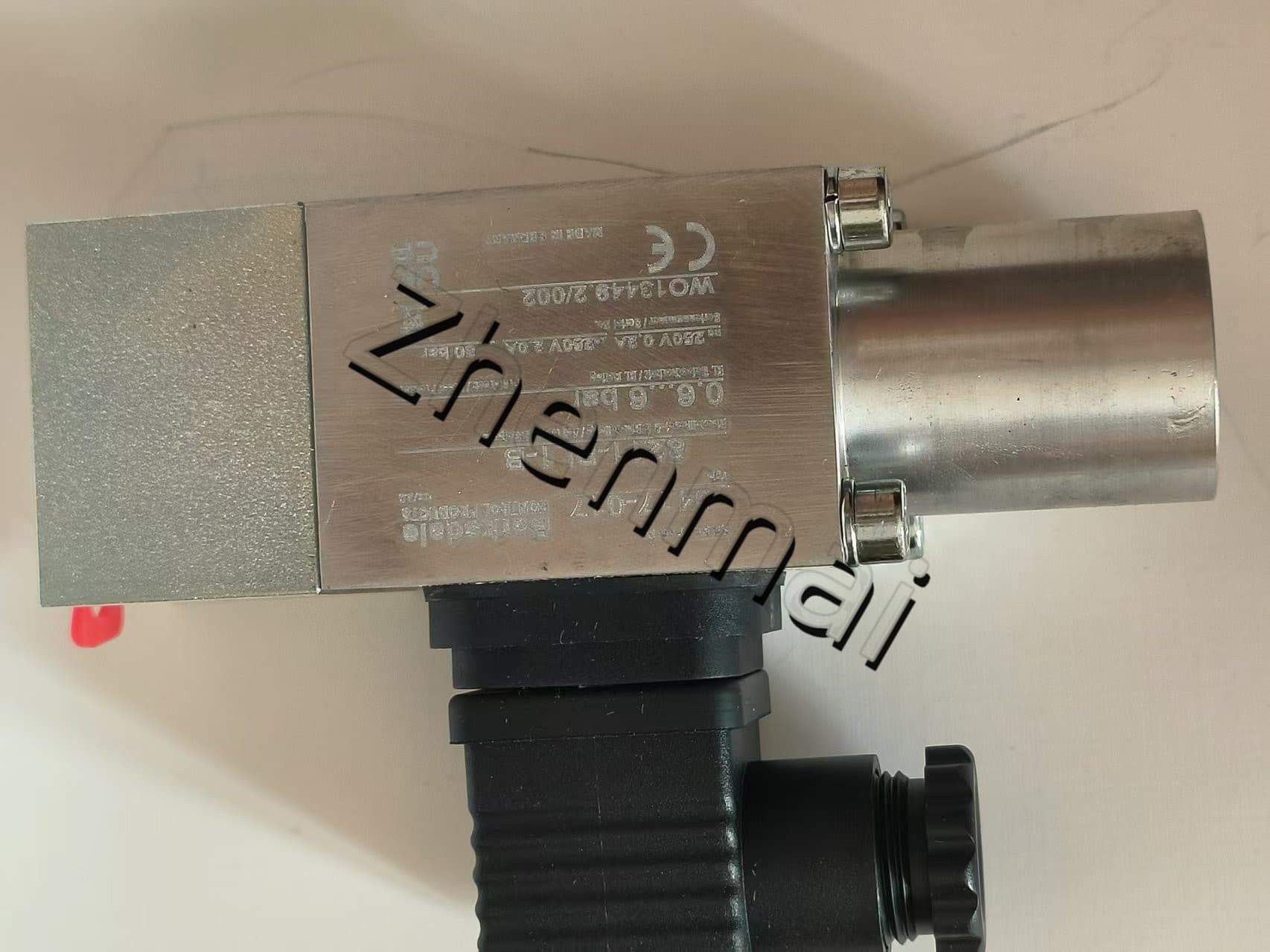 Helt ny original Barksdale 8211-PL1-B 0417-017 Trycksensor Nivåomkopplare Flödesvakt Tryckomkopplare Snabb leverans
