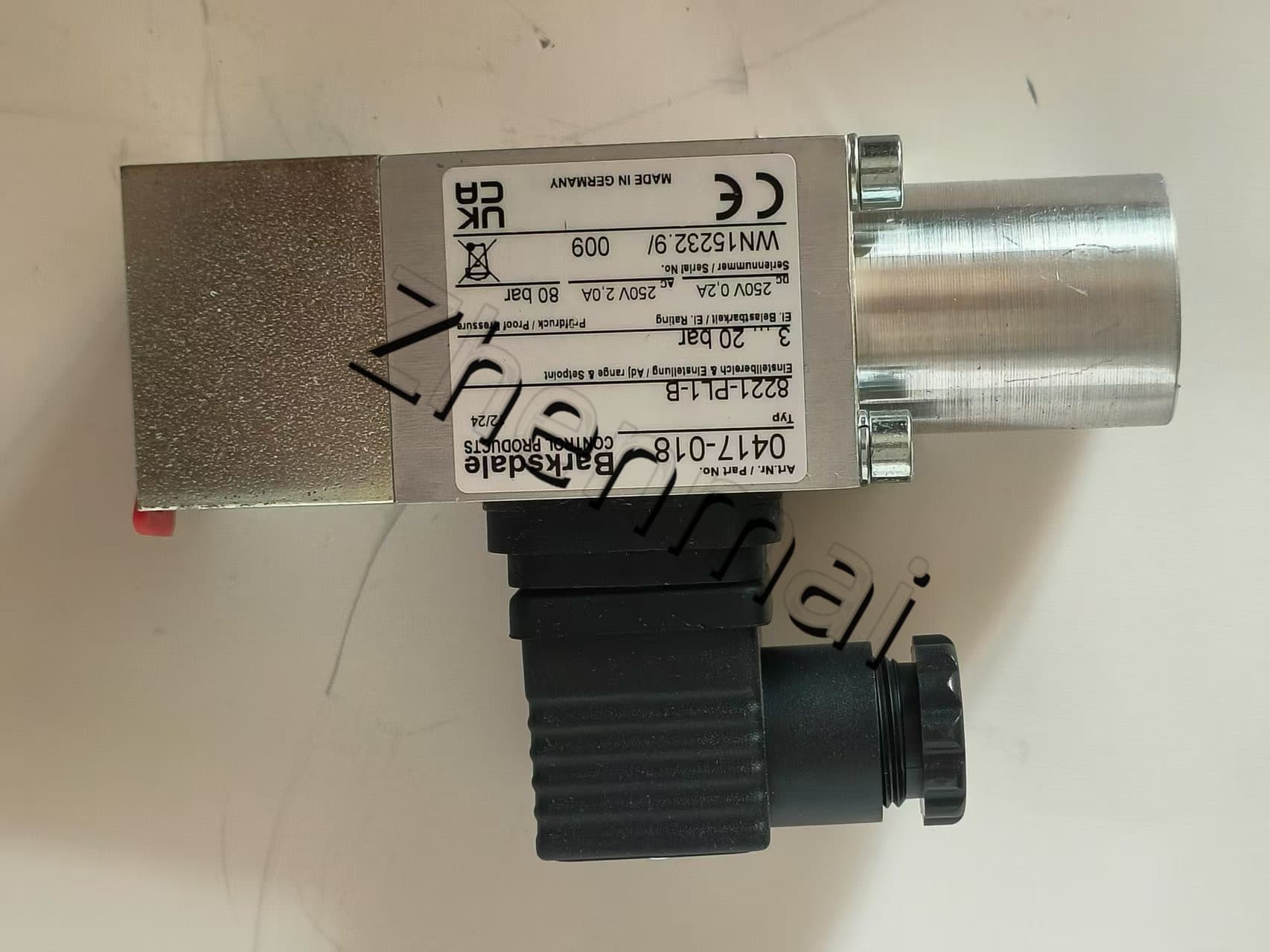 Helt ny original Barksdale 8221-PL1-B 0417-018 Trycksensor Nivåomkopplare Flödesvakt Tryckomkopplare Snabb leverans