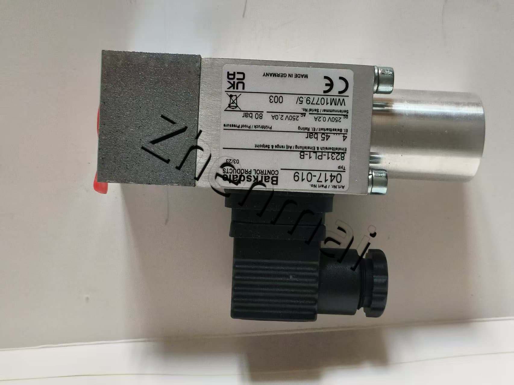 Helt ny original Barksdale 8231-PL1-B 0417-019 Trycksensor Nivåomkopplare Flödesvakt Tryckomkopplare Snabb leverans