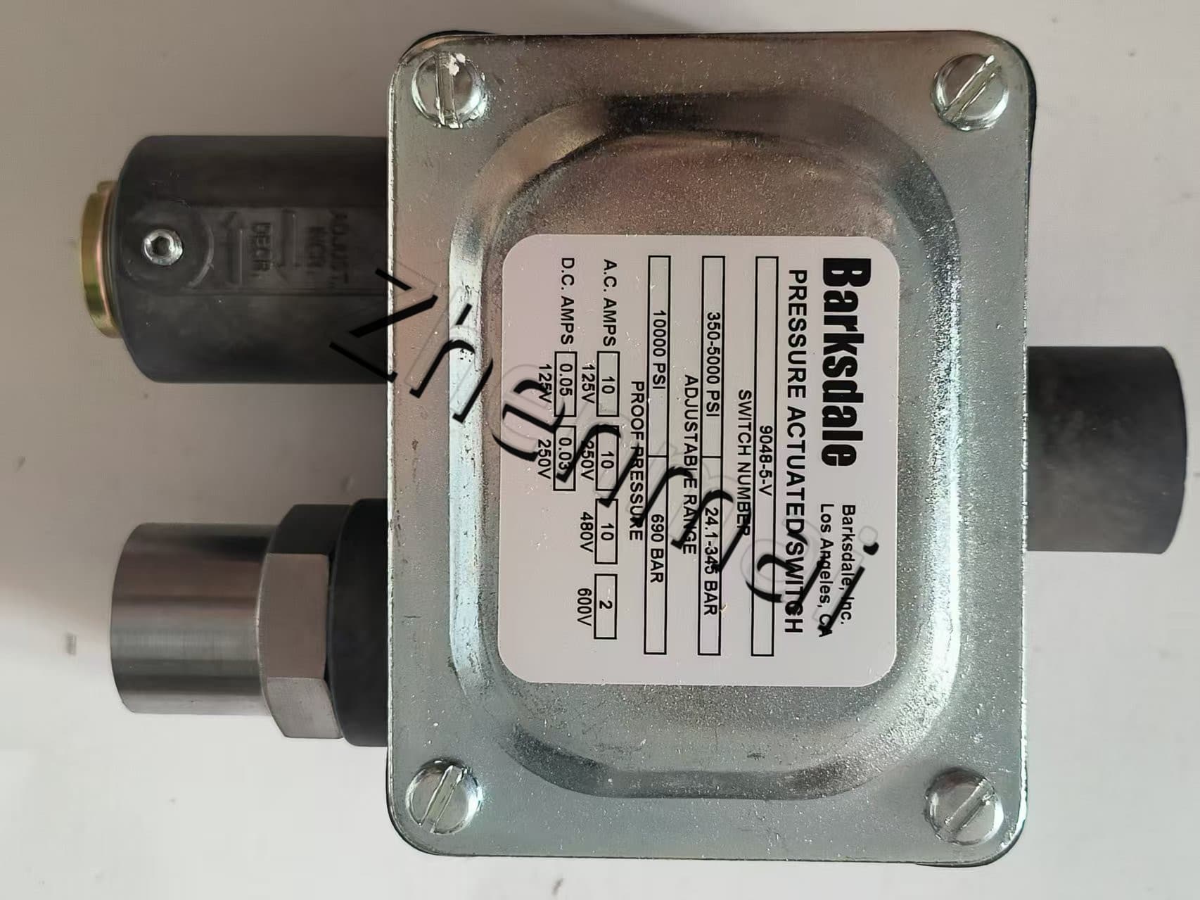 Helt ny original Barksdale 9048-5-V Trycksensor Nivåomkopplare Flödesvakt Tryckomkopplare Snabb leverans