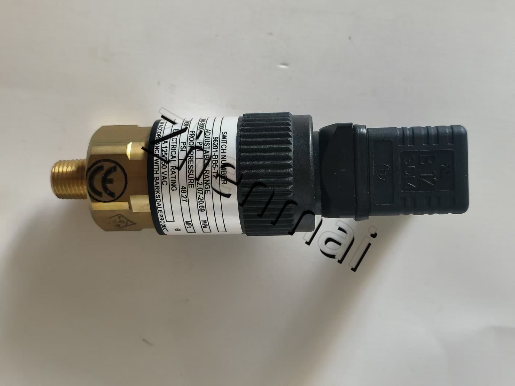 Helt ny original Barksdale 96201-BB5-T2 Trycksensor Nivåomkopplare Flödesbrytare Tryckomkopplare Snabb leverans