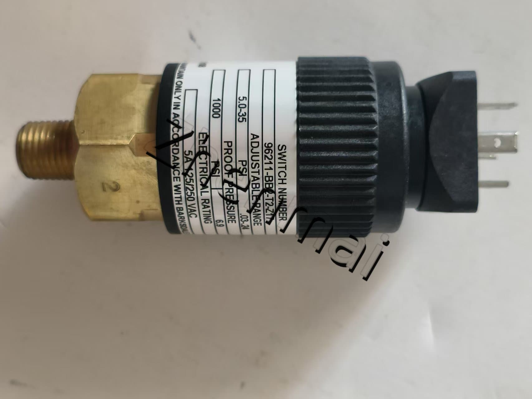 Helt ny original Barksdale 96211-BB2-T2-Z17 Trycksensor Nivåomkopplare Flödesvakt Tryckomkopplare Snabb leverans