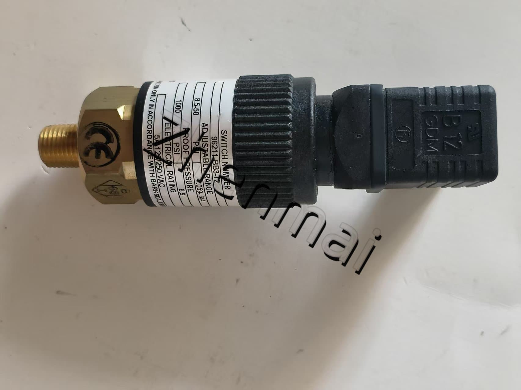 Helt ny original Barksdale 96211-BB3-T2 Trycksensor Nivåomkopplare Flödesvakt Tryckomkopplare Snabb leverans