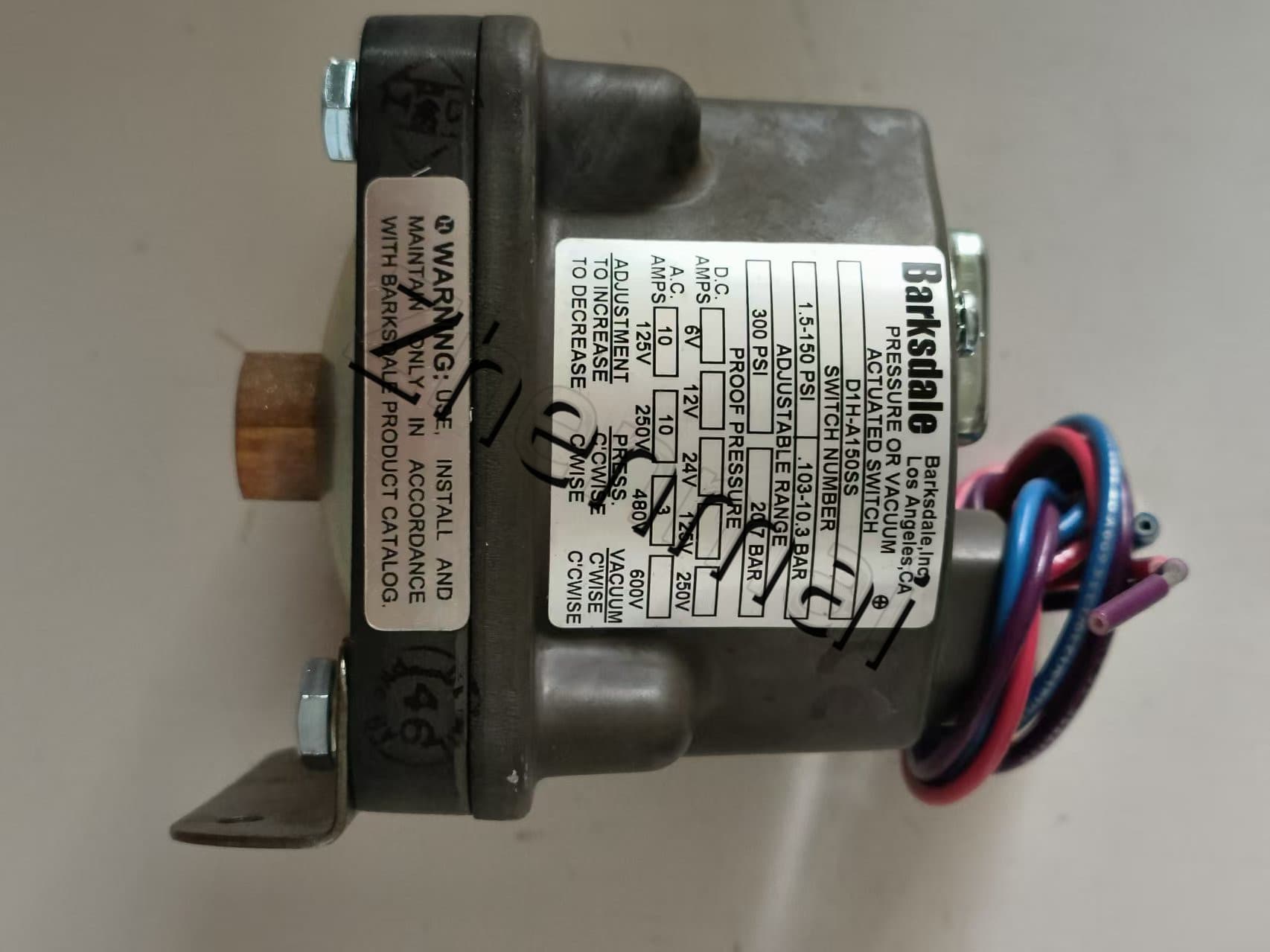 Helt ny original Barksdale D1H-A150SS Trycksensor Nivåbrytare Flödesbrytare Tryckomkopplare Snabb leverans