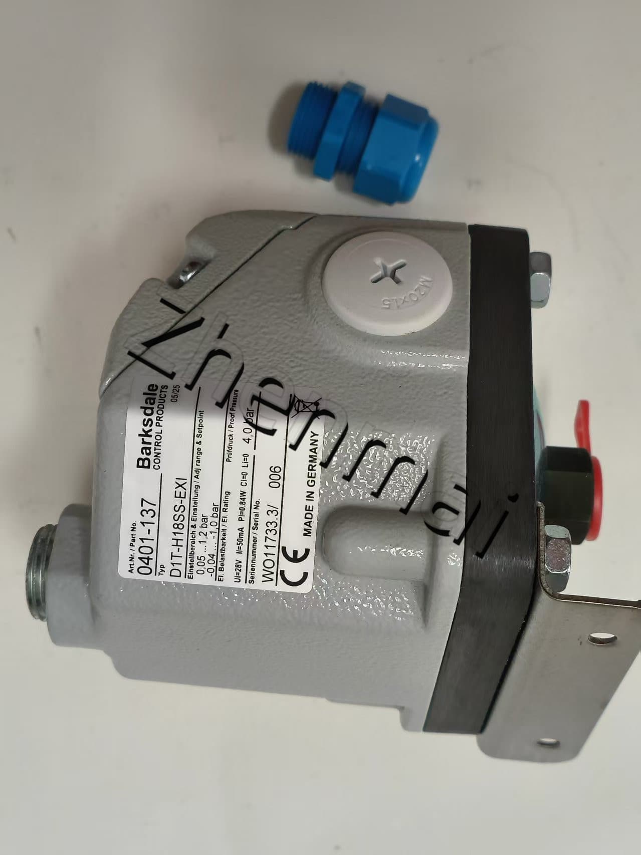 Helt ny original Barksdale D1T-H18SS-EXI 0401-137 Trycksensor Nivåomkopplare Flödesvakt Tryckomkopplare Snabb leverans