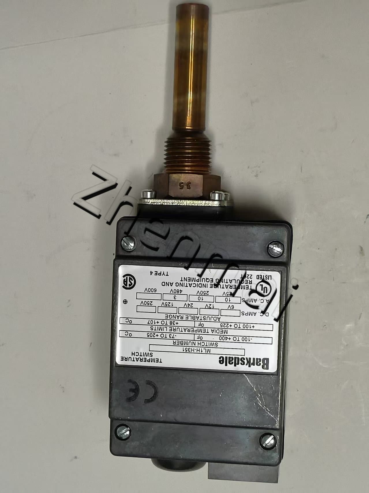 Helt ny original Barksdale ML1H-H351 Trycksensor Nivåomkopplare Flödesvakt Tryckomkopplare Snabb leverans