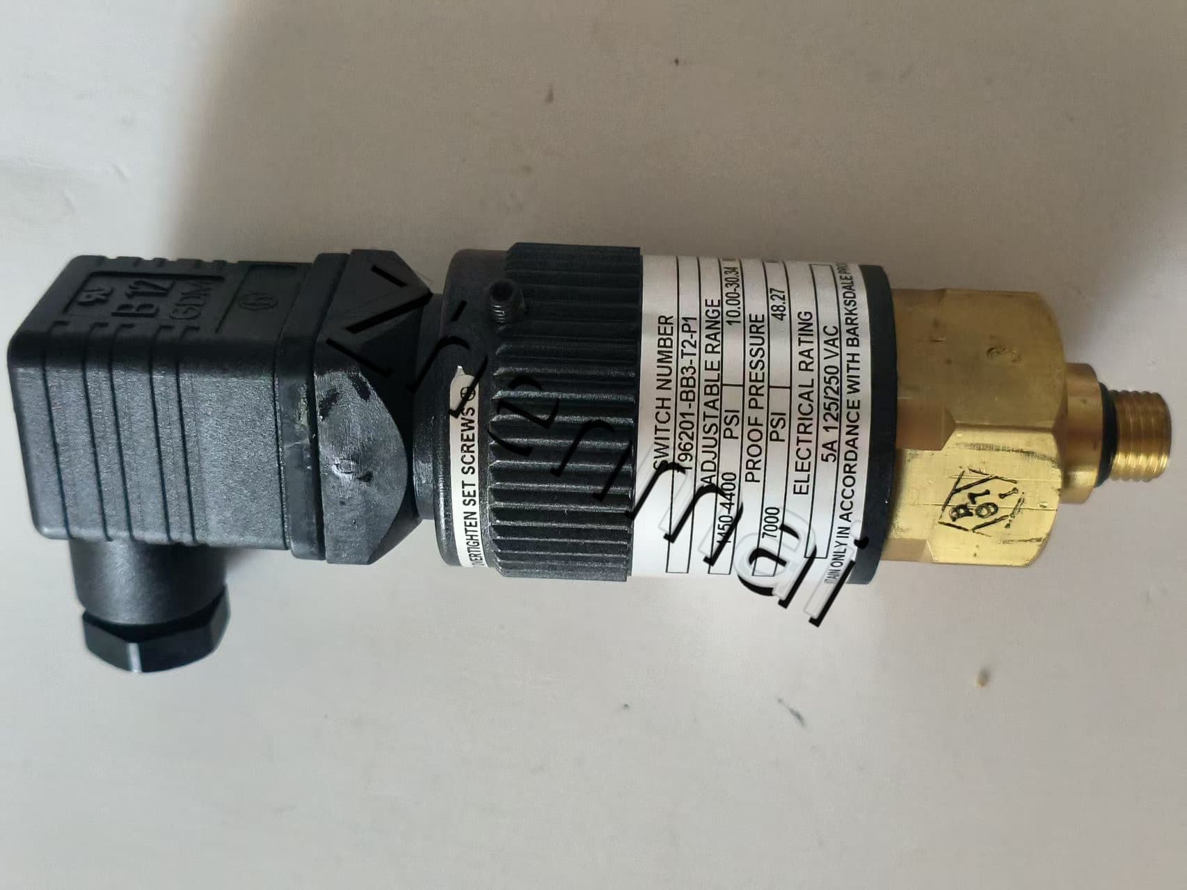 Helt ny original Barksdale T96201-BB3-T2-P1 Trycksensor Nivåomkopplare Flödesvakt Tryckomkopplare Snabb leverans