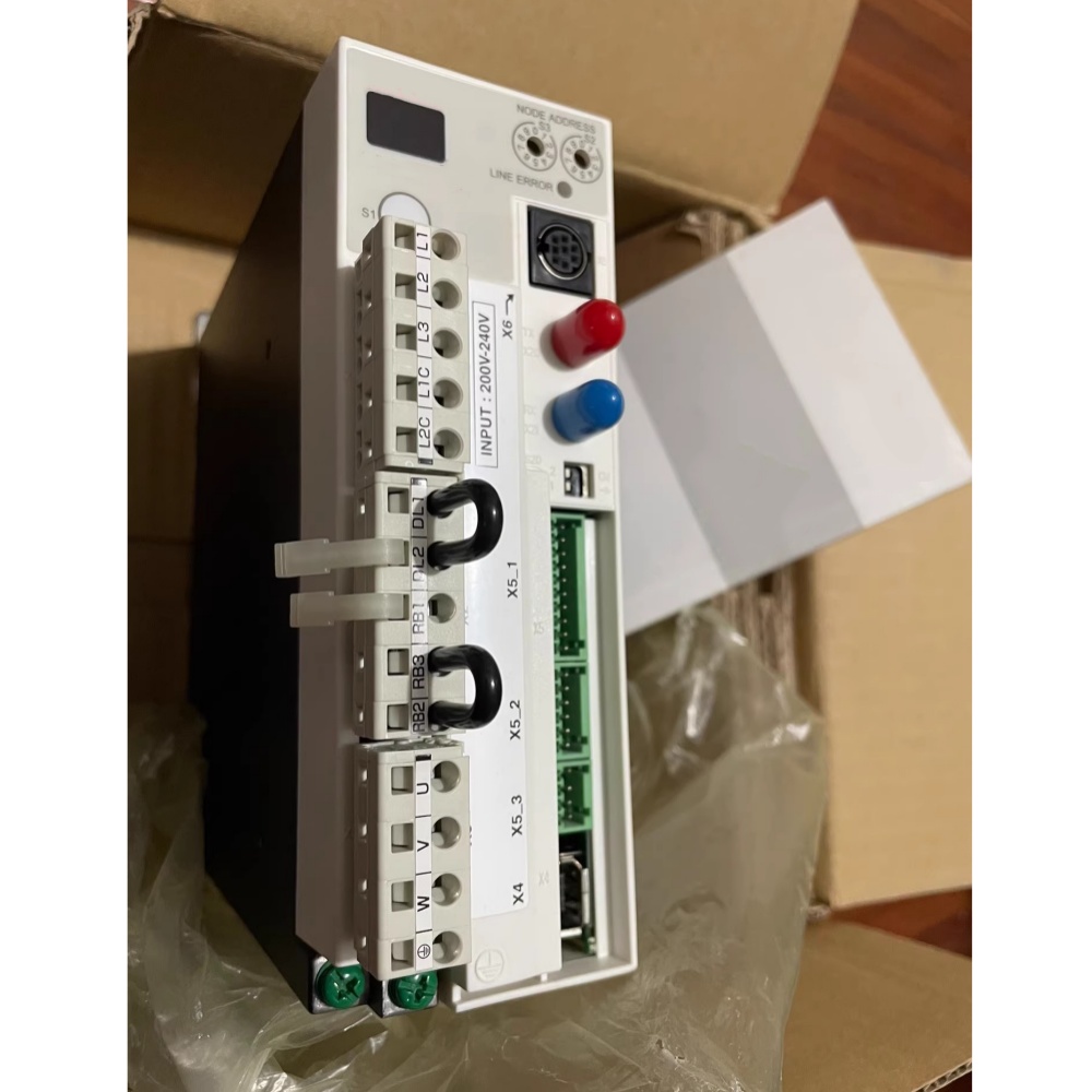 Helt ny original Bosch Rexroth servomotor DKC02.3-004-3-MGP-01VRS servomotor Snabb leverans