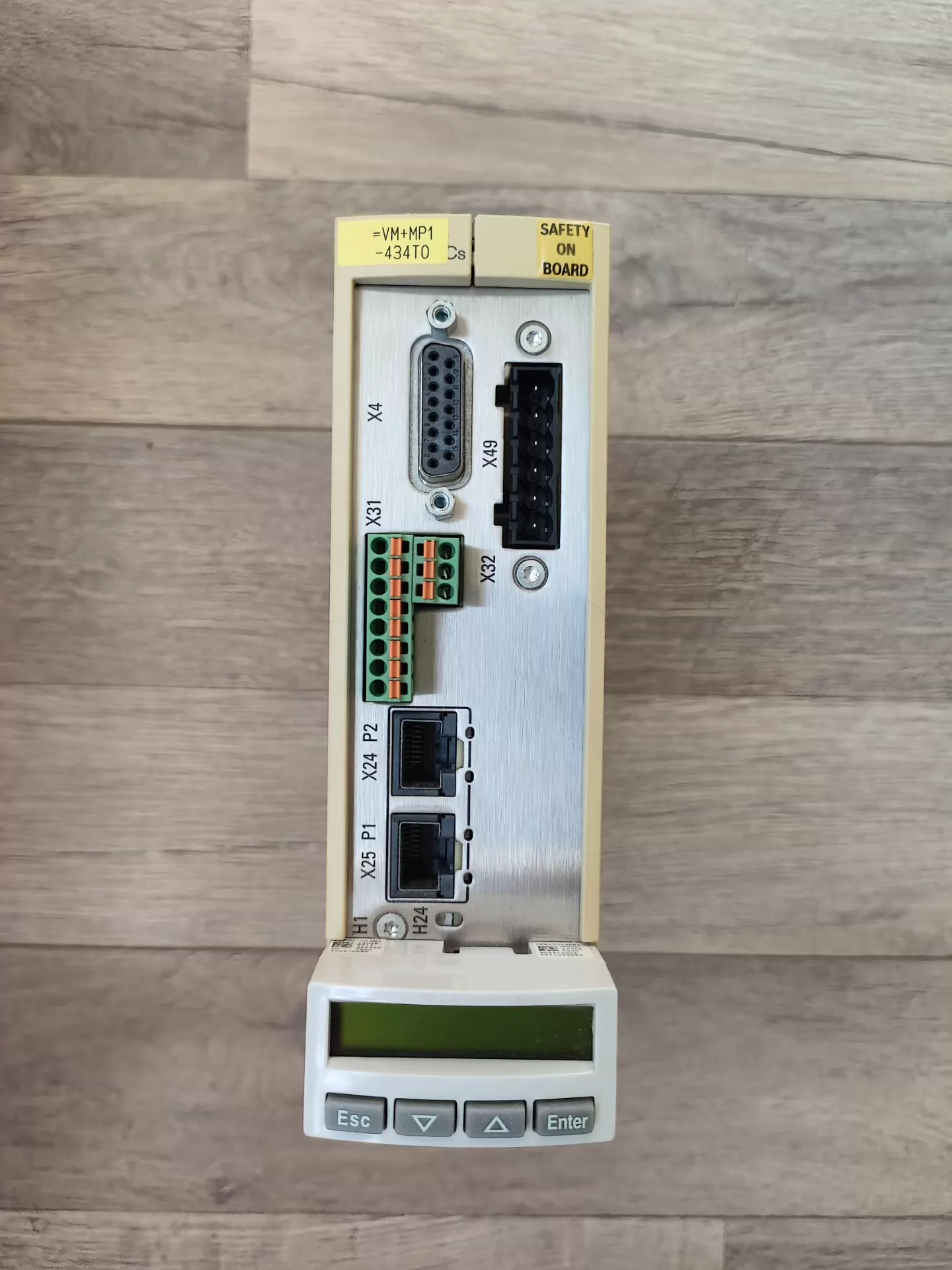 Helt ny original Bosch Rexroth servomotor HCS01.1E-W0009-A-02-B-ET-EC-NN-L4-NN-FW Servomotor Snabb leverans