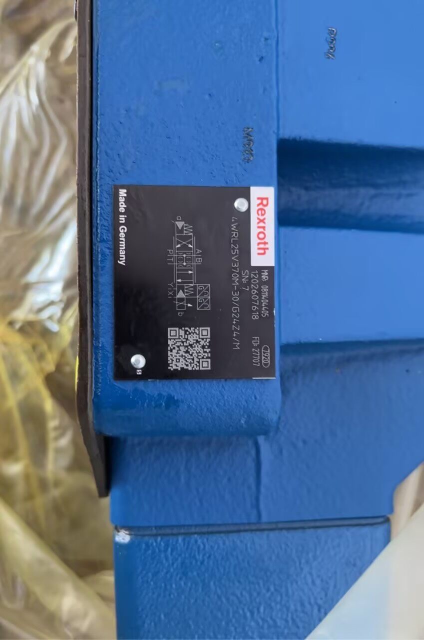 Helt ny original Bosch Rexroth servodrivning Tryckreduceringsventil 4WRAE10W1-30-2XG24K31F1VServomotor Snabb leverans