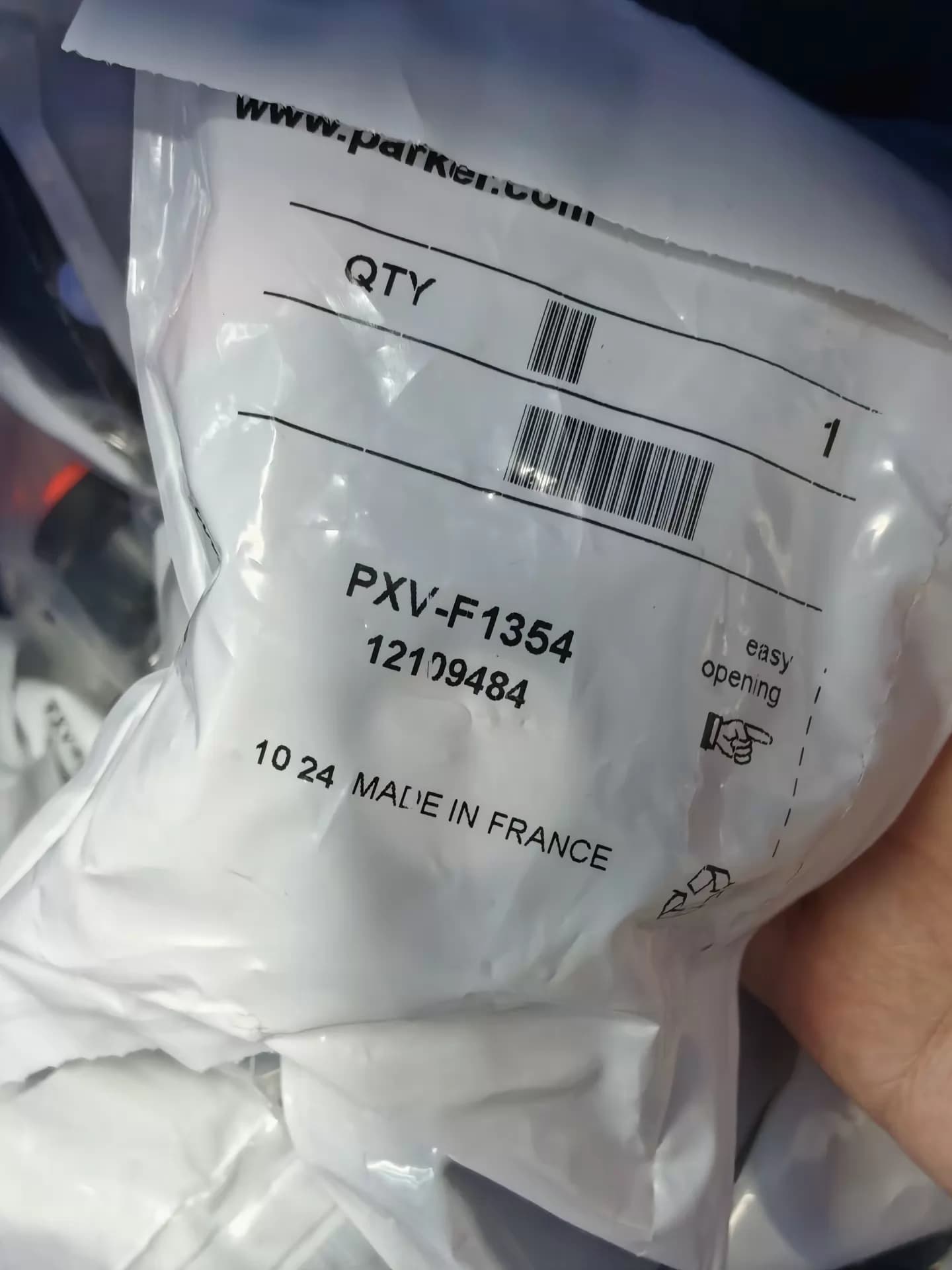 Helt ny original Parker 6PXV-F1354 servodrivningar med variabel frekvens servomotorer styrenheter Snabb leverans