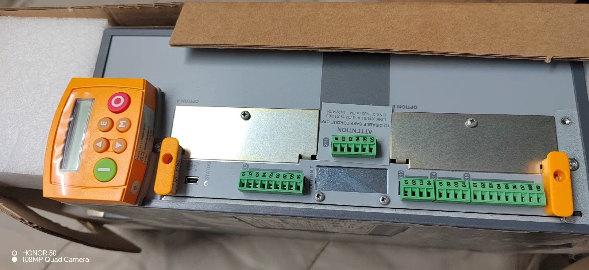 Helt ny original Parker 890SD-532590D0-B00-1A000 Servodrivenheter med variabel frekvens servomotorer styrenheter Snabb leverans