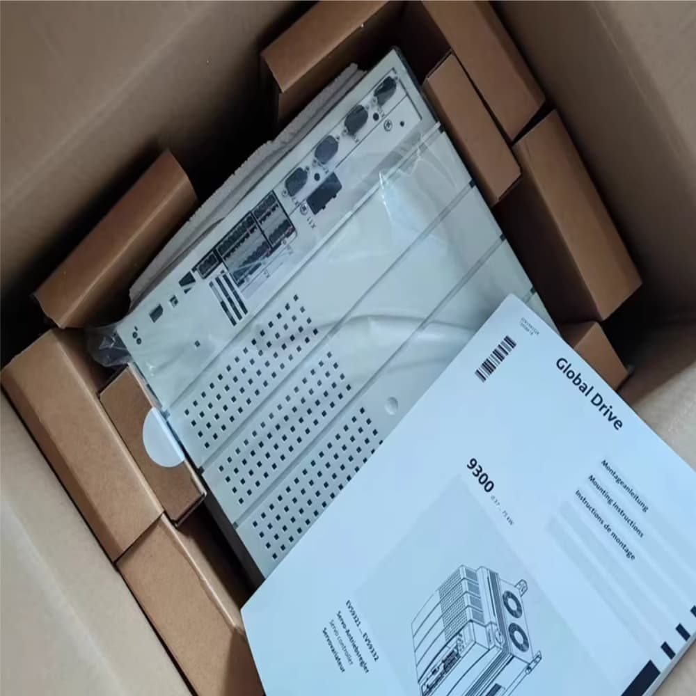 Äkta ny Lenze E82EV222K2C200 Industriell I/O-modul FedEx DHL Snabb leverans