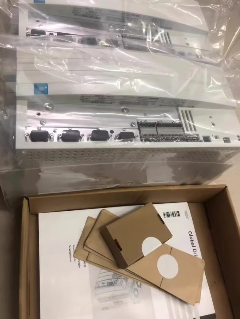 Äkta ny Lenze E94ASHE0174 Industriell I/O-modul FedEx DHL Snabb leverans