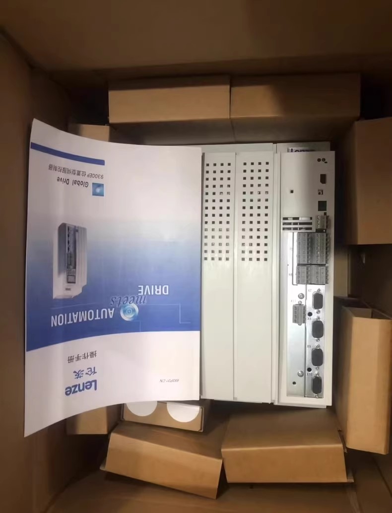 Äkta ny Lenze EVS9331-ETV100 Industriell I/O-modul FedEx DHL Snabb leverans