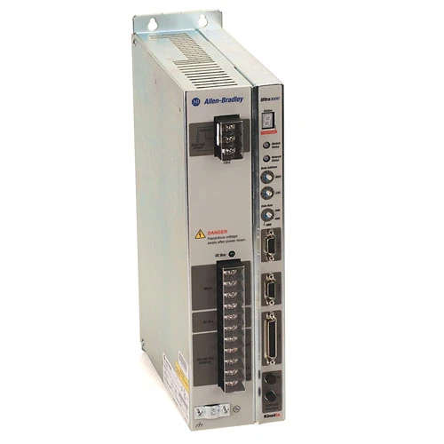 Ny original Allen-Bradley 2098-DSD-030 Ultra 3000 Series Digital Servo Drive Snabb leverans