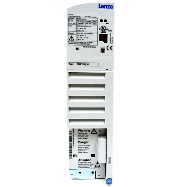 Ny original Lenze E82EV152-4C 1,5kW växelriktare 380-480V DHL FedEx Snabb leverans